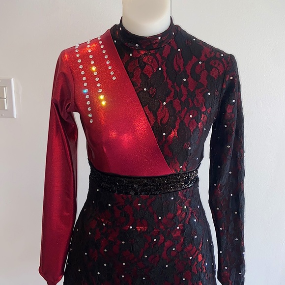 Romantic Gothic Black Lace & Diamond Detailed Deep Red Bodysuit Dress - Picture 4 of 12